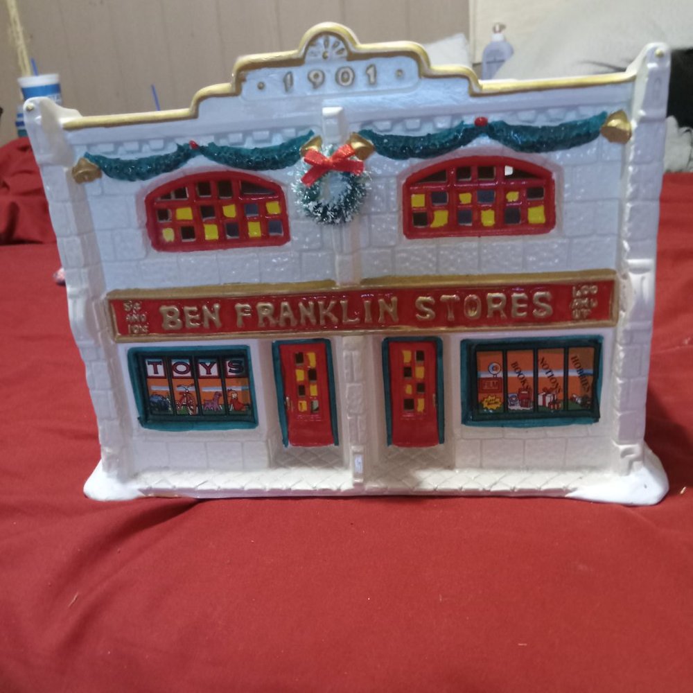 Christmas Valley Ben Franklin Store
